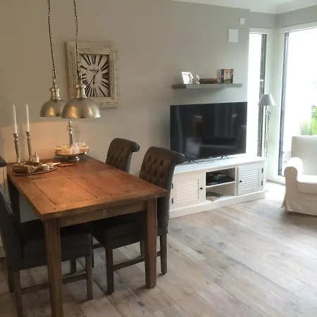 Apartment Poseidon Fewo Kogge - #126708 Binz